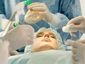 Турция надеется довести количество принимаемых иностранных пациентов до 500 тысяч в 2015 году